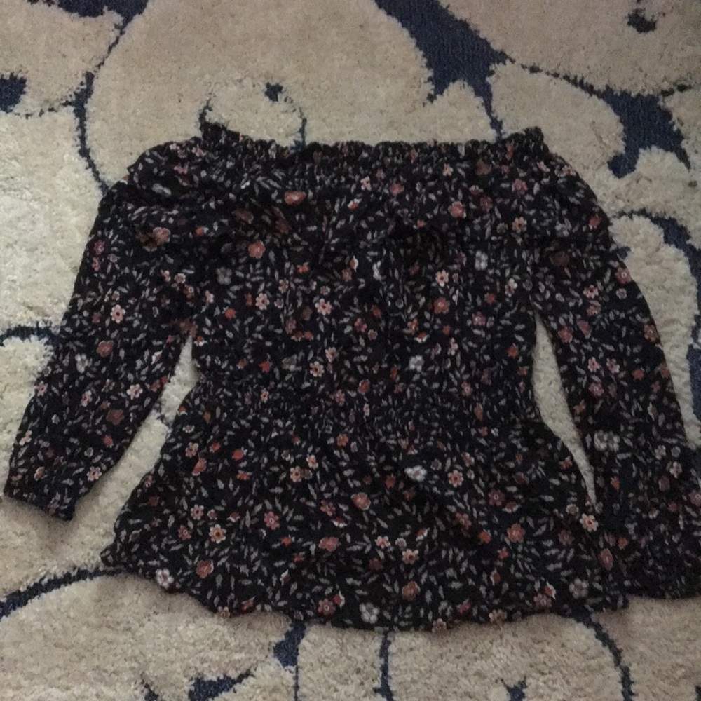 Off the Shoulder floral print top